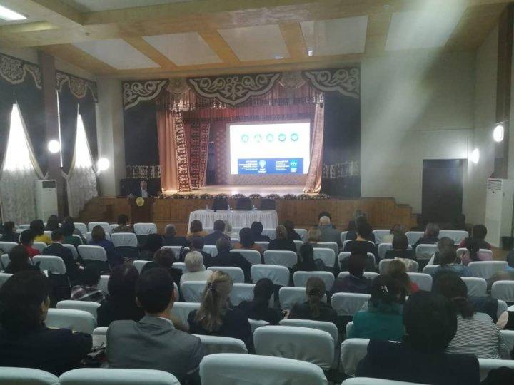 1 казан күні " Кәсіптік білім беруді дамыту" тақырыбында семинар ұйымдастырылды.